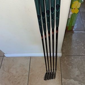 Merlin Ryder Cup Right Hand Graphite 6-PW